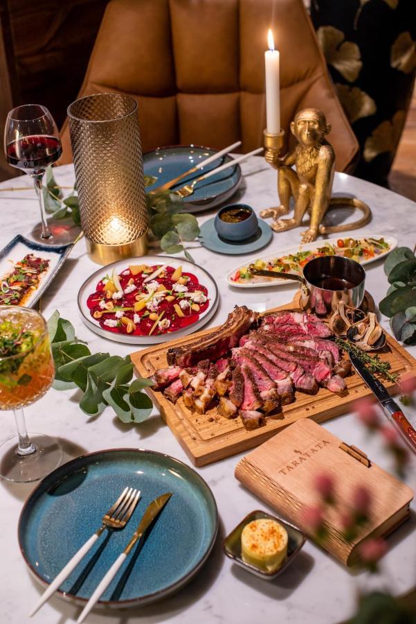 Hotel Bristol Verbier Ngoại thất bức ảnh