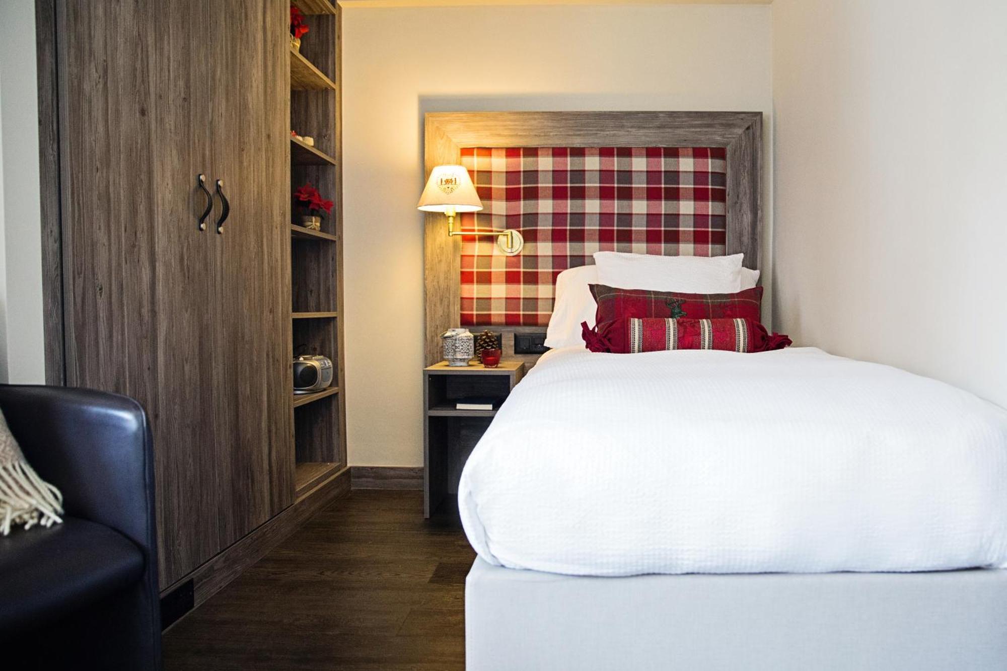 Hotel Bristol Verbier Phòng bức ảnh