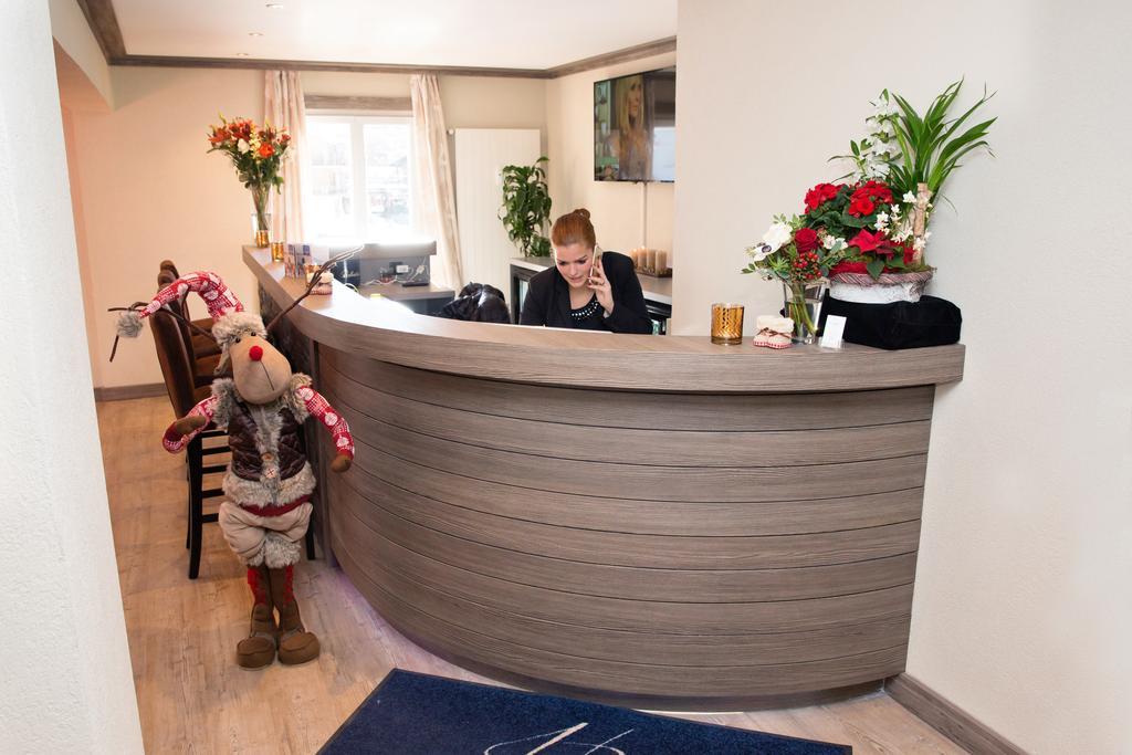 Hotel Bristol Verbier Ngoại thất bức ảnh