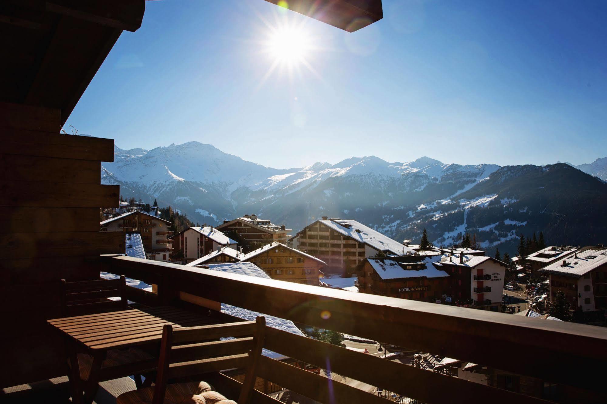 Hotel Bristol Verbier Ngoại thất bức ảnh