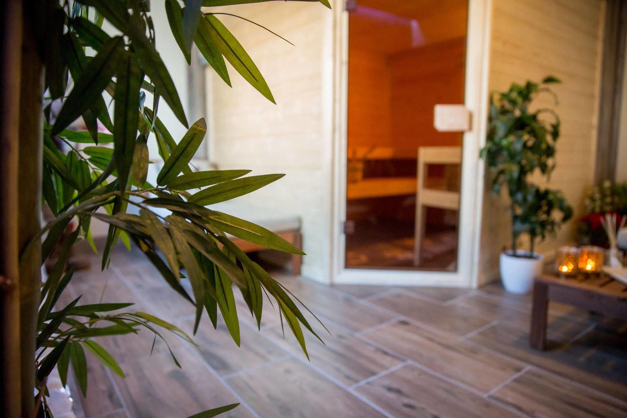 Hotel Bristol Verbier Ngoại thất bức ảnh